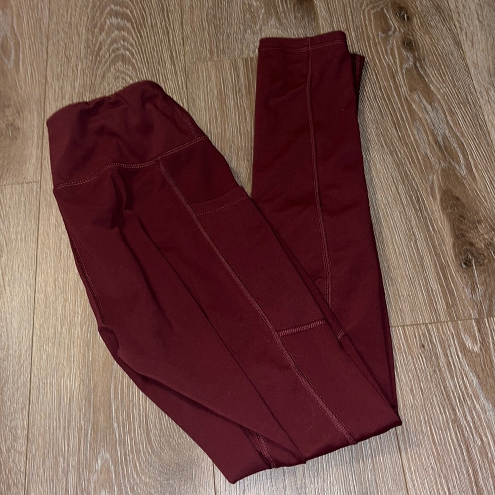 Red Amazon leggings